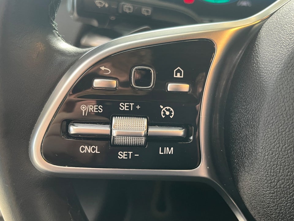 Mercedes EQA250 Progressive 5d