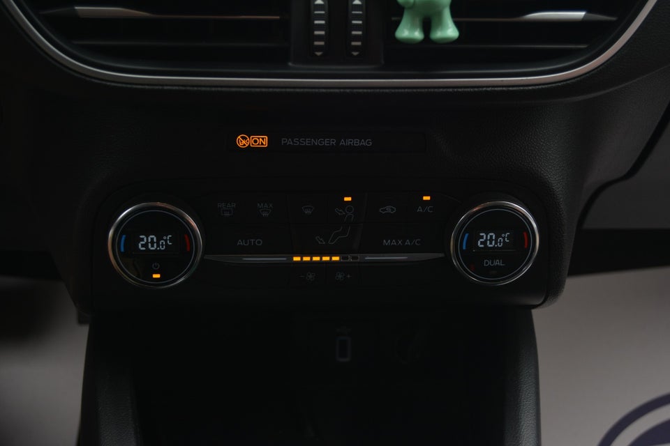 Ford Focus 1,5 EcoBlue Titanium Business stc. aut. 5d