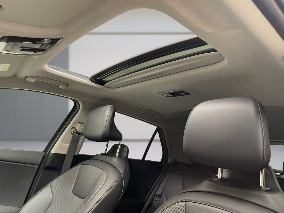 Kia Niro 64 EV Upgrade 5d