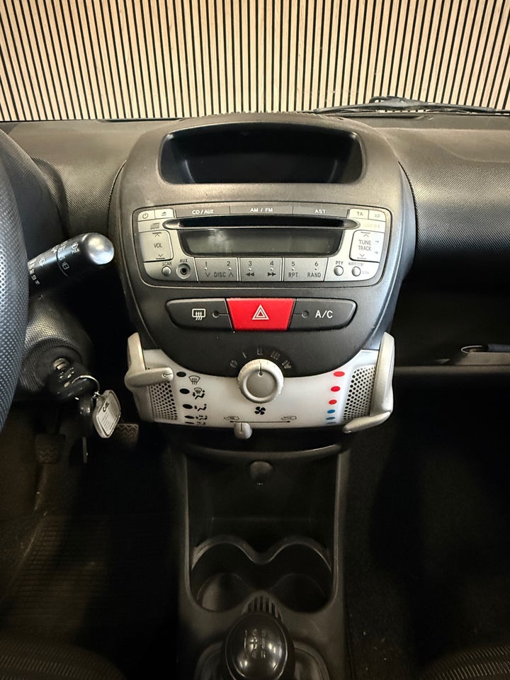Peugeot 107 1,0 Active 5d