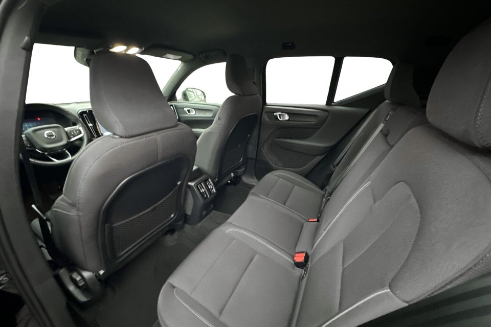 Volvo XC40 ReCharge Twin Plus 5d