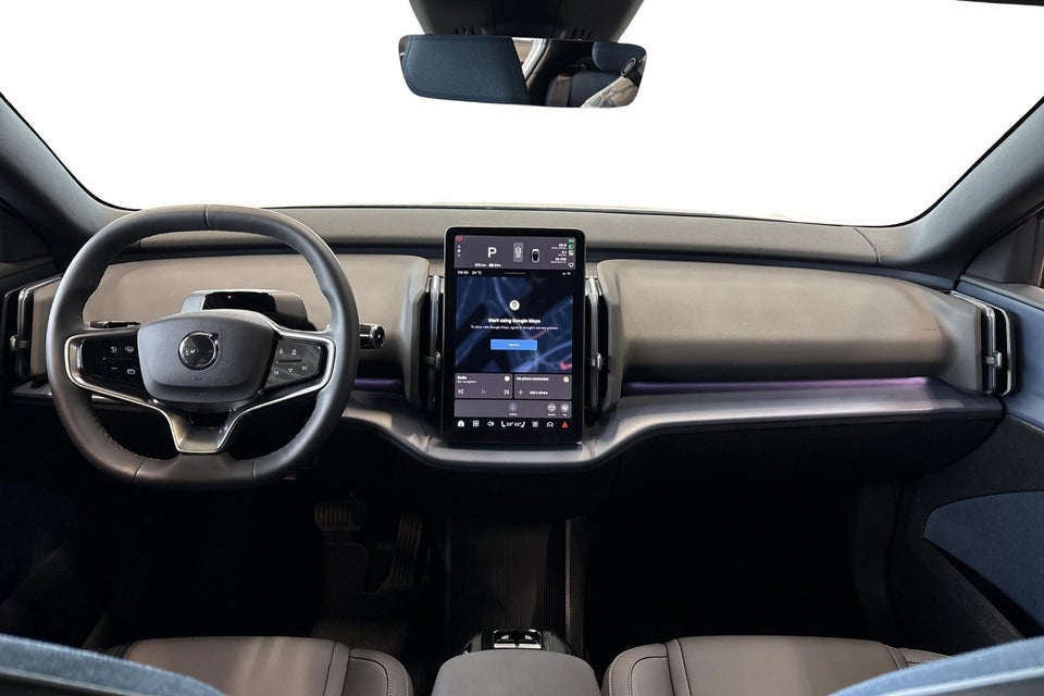 Volvo EX30 Extended Range Plus 5d