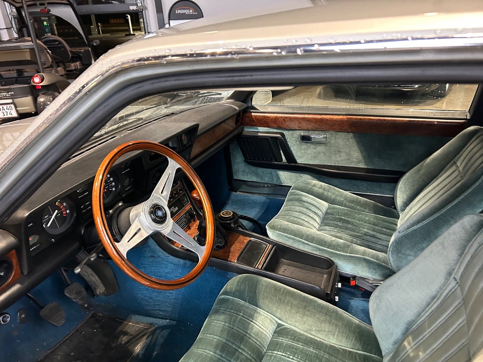 Fiat 130 3,2 Coupé 2d