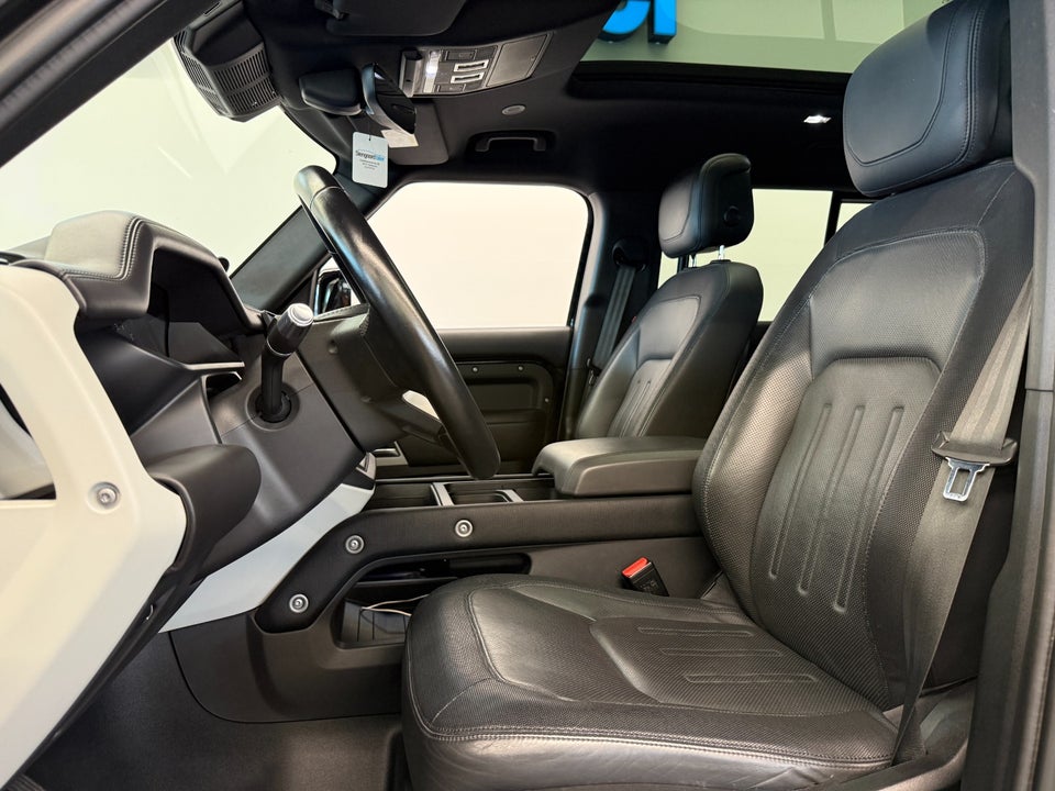 Land Rover Defender 110 3,0 P400 SE aut. 5d