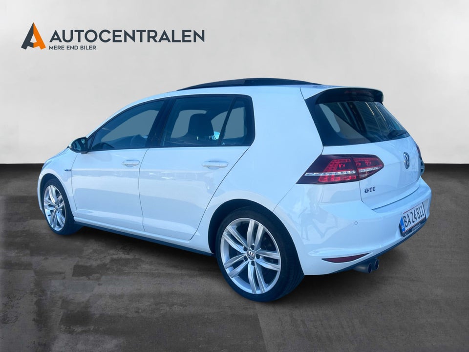 VW Golf VII 1,4 GTE DSG 5d