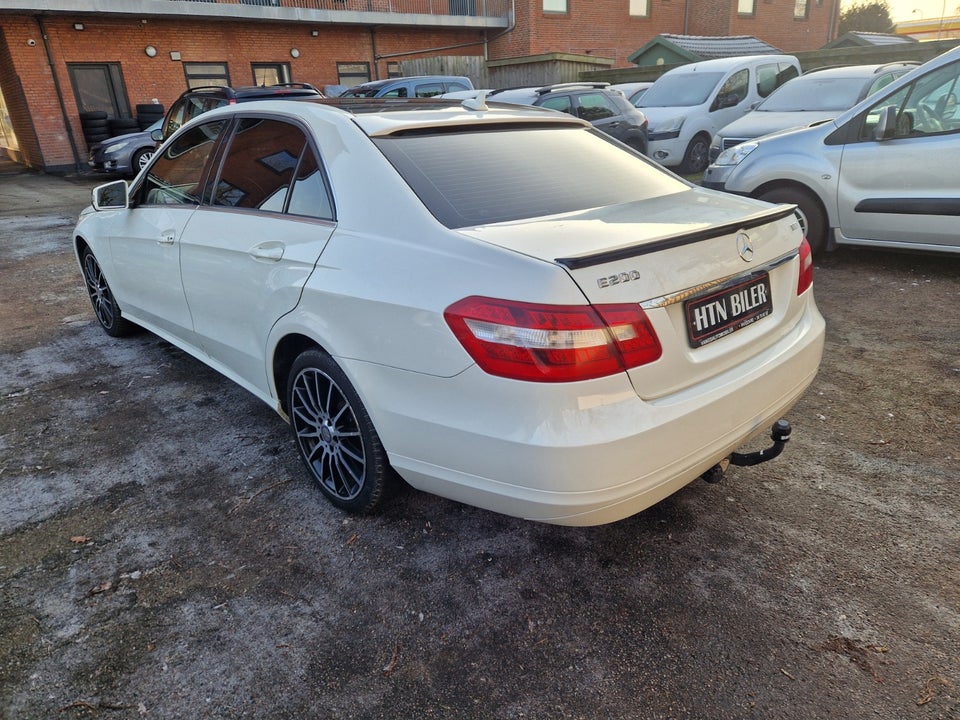 Mercedes E200 2,2 CDi aut. BE 4d