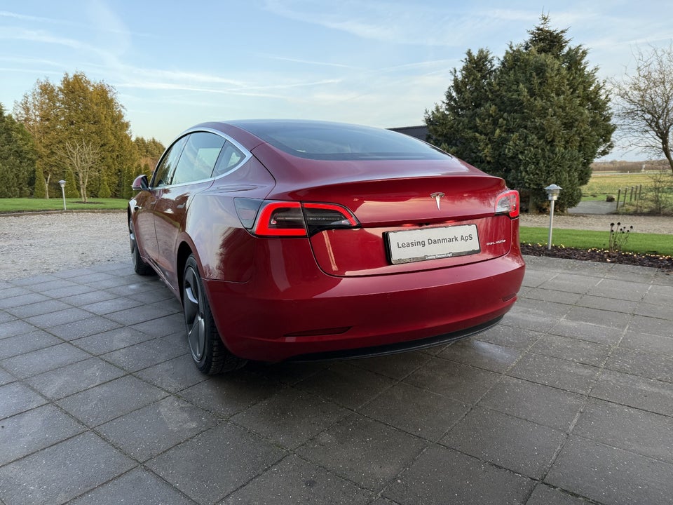 Tesla Model 3 Long Range AWD 4d