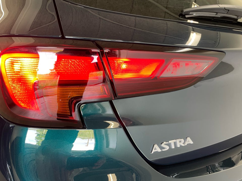Opel Astra 1,0 T 105 Enjoy 5d