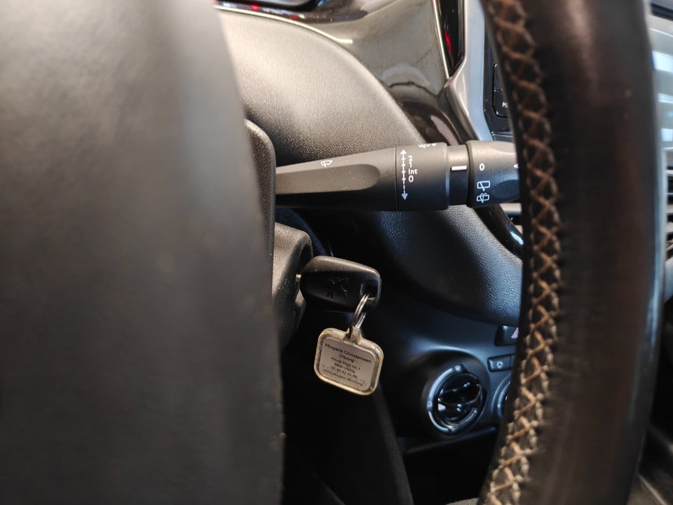 Peugeot 208 1,2 VTi 82 Active 5d