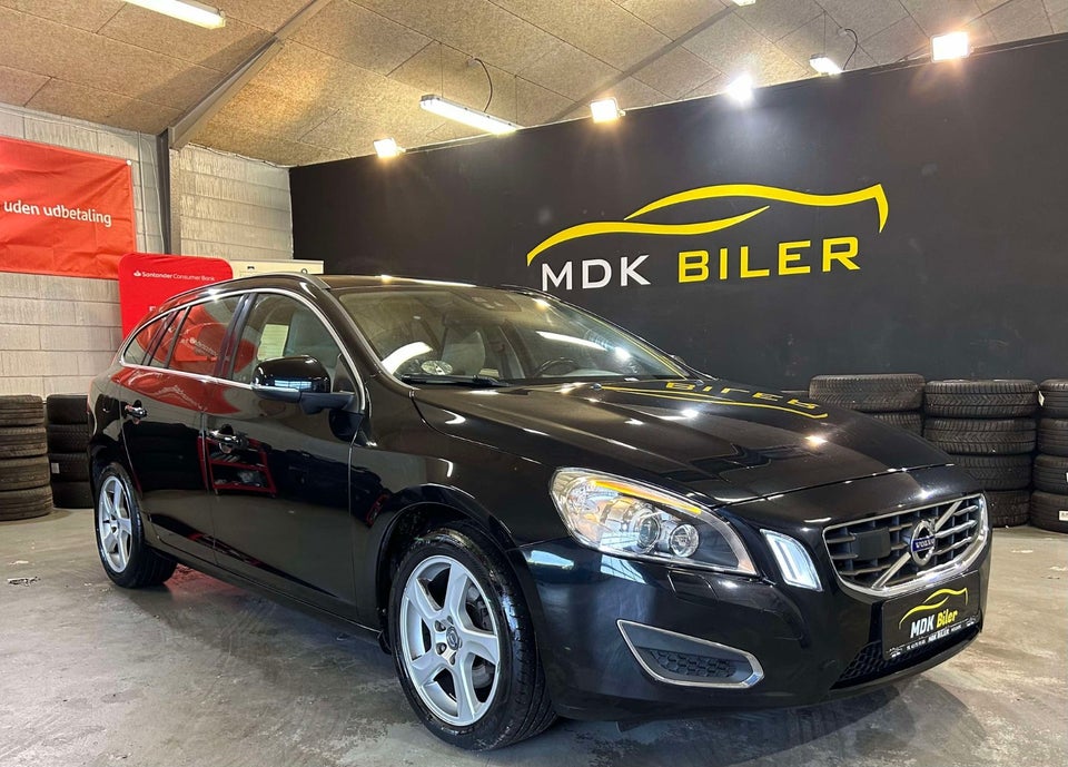 Volvo V60 2,0 D4 163 Momentum aut. 5d