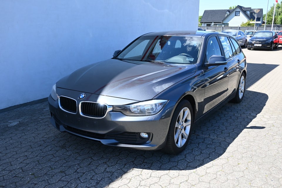 BMW 320d 2,0 Touring 5d