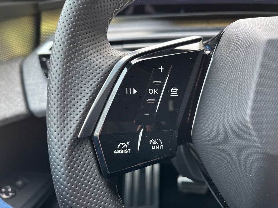 Peugeot e-5008 77 GT 7prs 5d