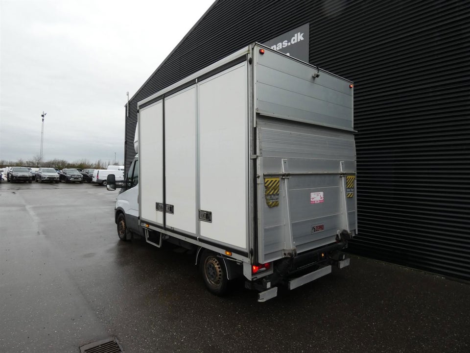 Iveco Daily 2,3 35S16 Alukasse m/lift AG8 2d