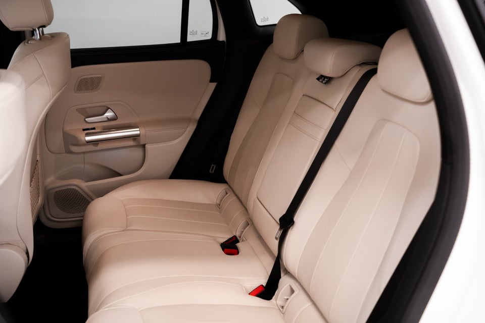 Mercedes EQA250+ Progressive 5d