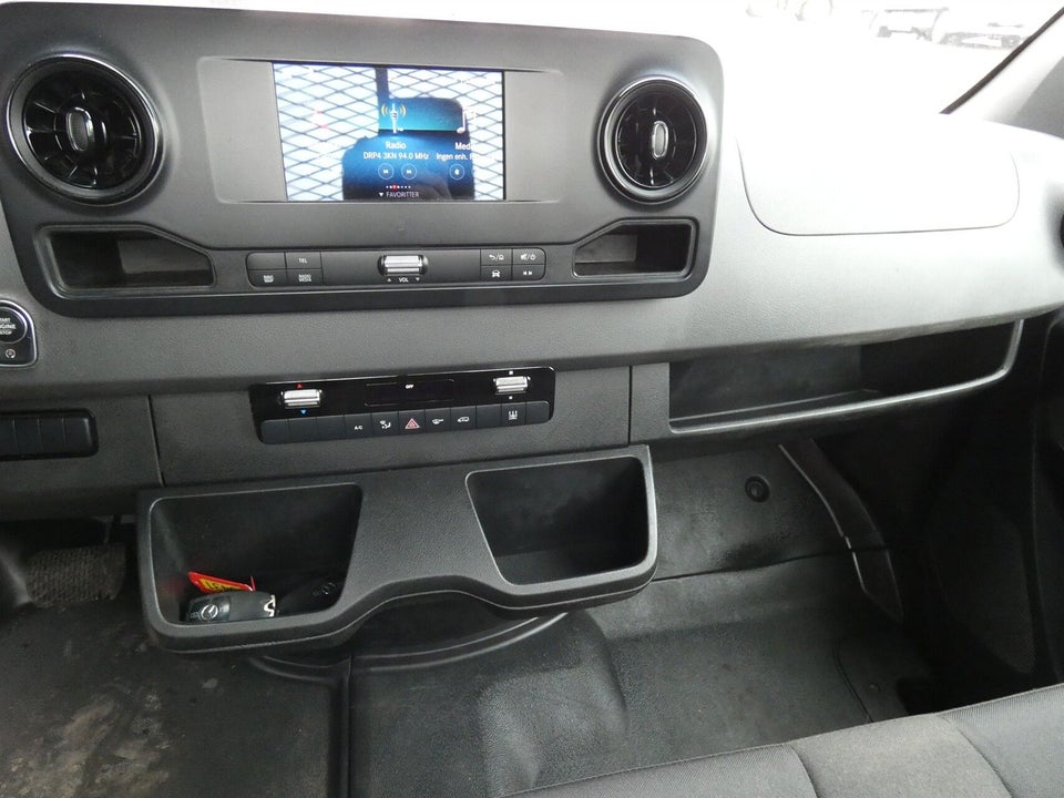 Mercedes Sprinter 319 3,0 CDi A3 Chassis aut. RWD 2d