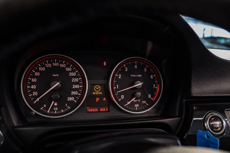 BMW 325i 3,0 Cabriolet Steptr. 2d