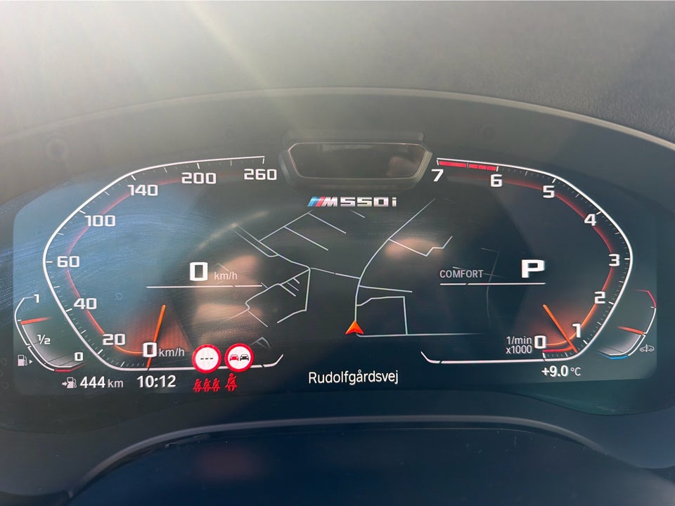 BMW M550i 4,4 xDrive aut. 4d