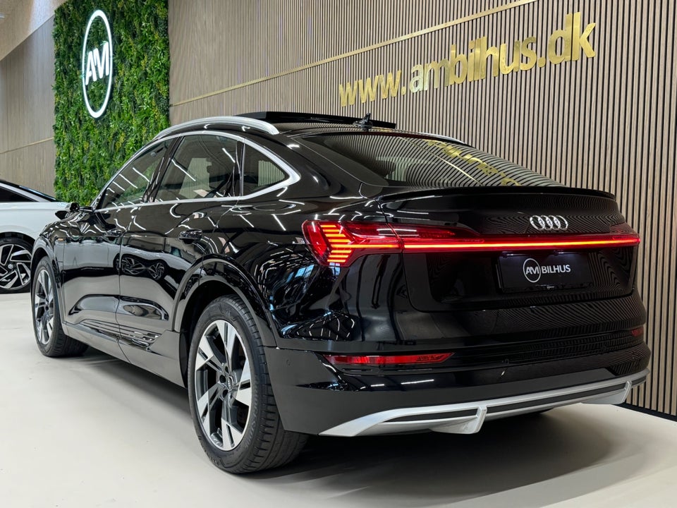 Audi e-tron 55 S-line Sportback quattro 5d