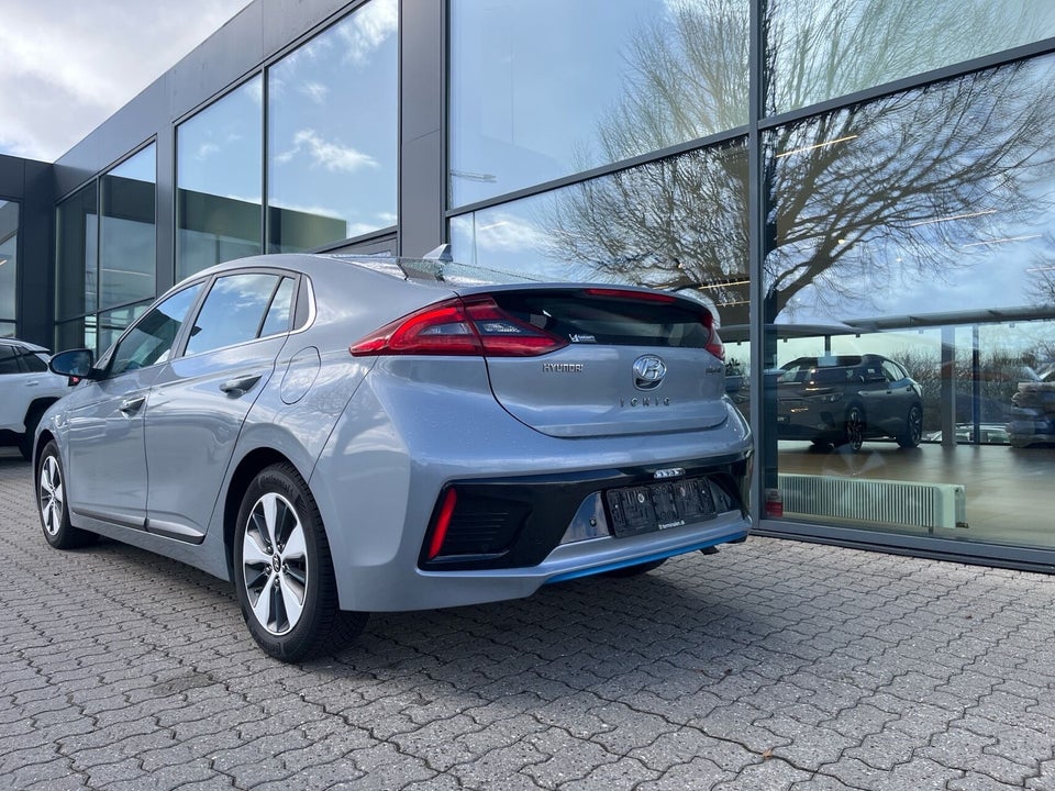Hyundai Ioniq 1,6 PHEV Premium DCT 5d