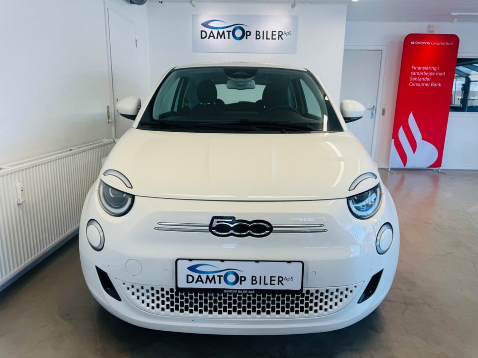 Fiat 500e 42 Icon 3d
