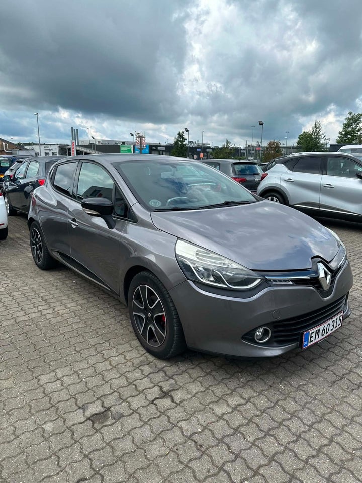 Renault Clio IV 1,5 dCi 75 Expression 5d