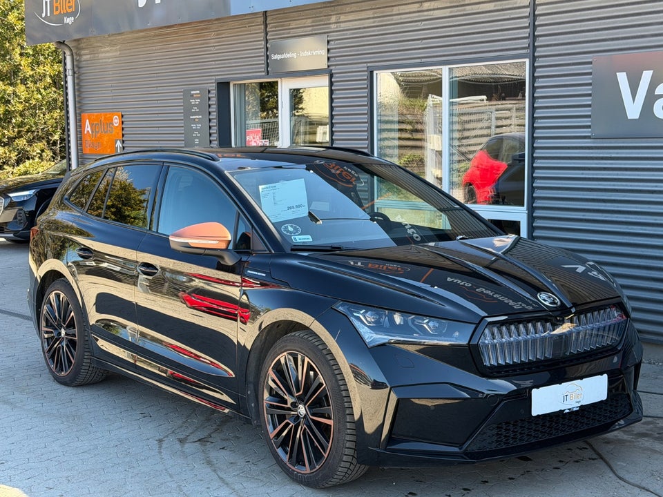 Skoda Enyaq 80x iV Founders Edition 5d