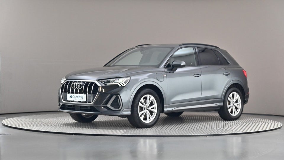Audi Q3 45 TFSi e S-line plus S-tr. 5d