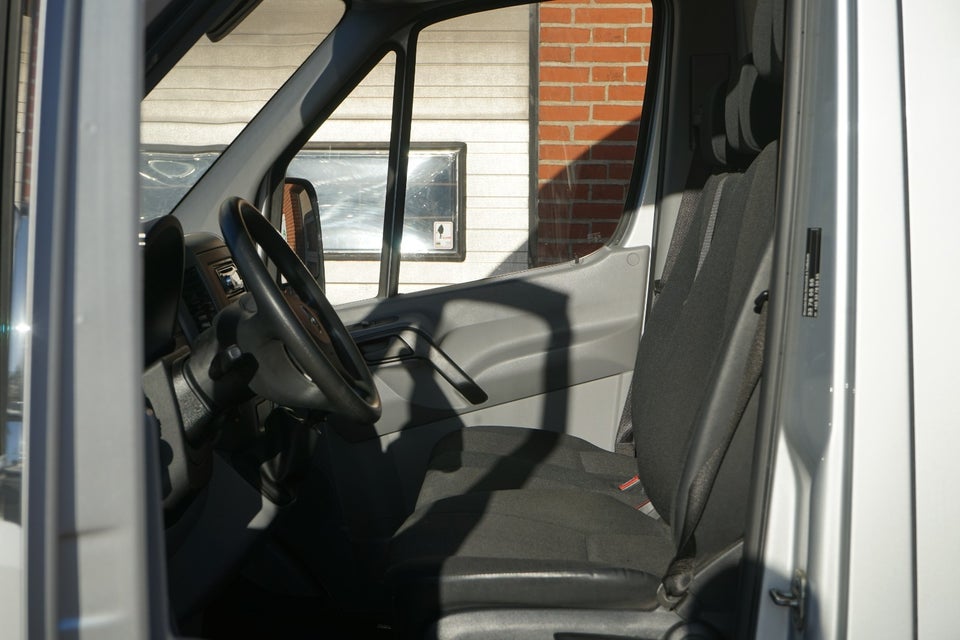 Mercedes Sprinter 316 2,2 CDi R2 Kassevogn 5d