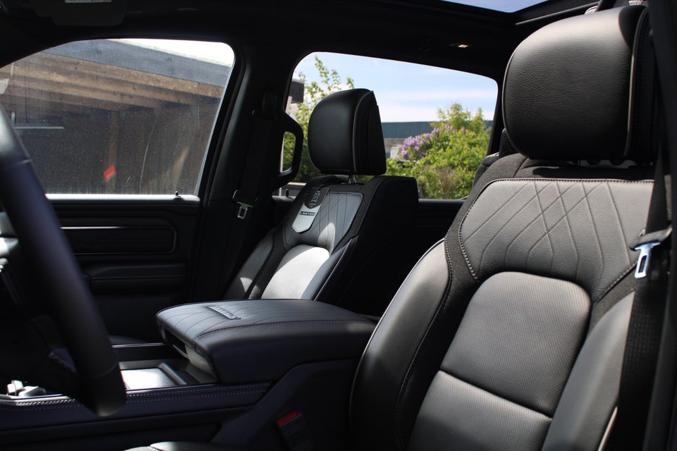 Dodge RAM 1500 3,0 Limited aut. 4d