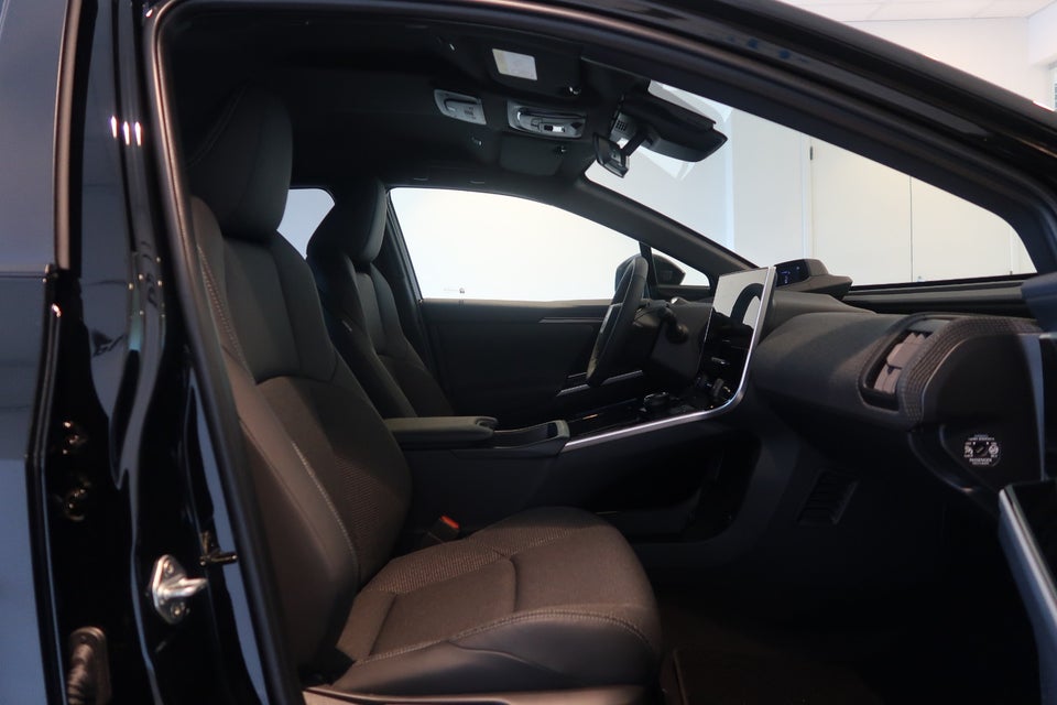 Toyota bZ4X Executive 5d