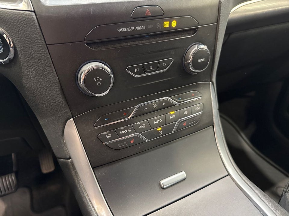 Ford S-MAX 2,5 HEV Titanium CVT 7prs 5d