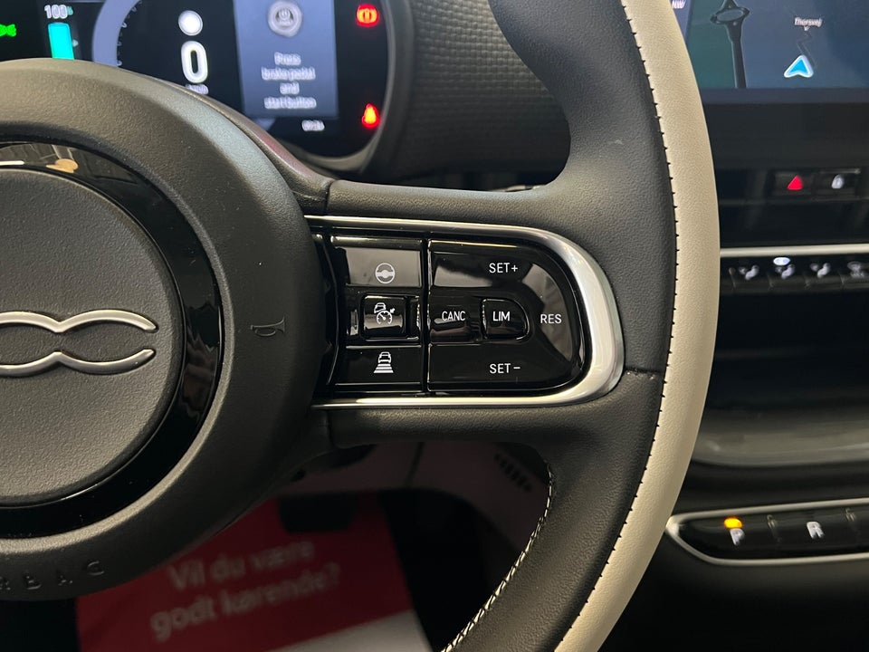 Fiat 500e 42 la Prima 3d