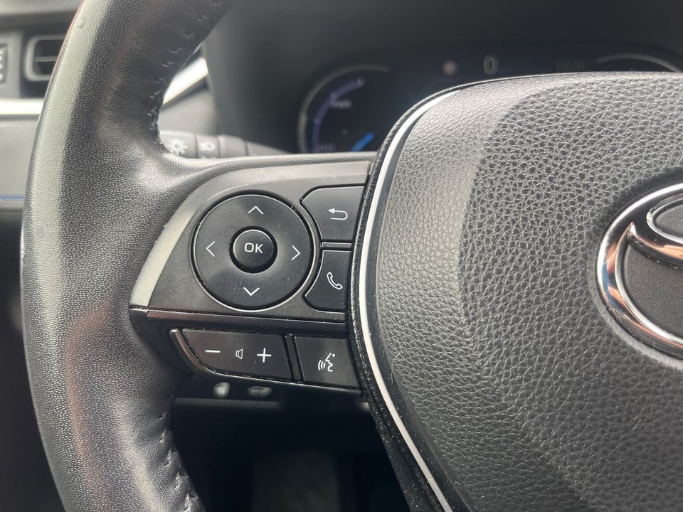 Toyota RAV4 2,5 Hybrid H3 Style MDS 5d