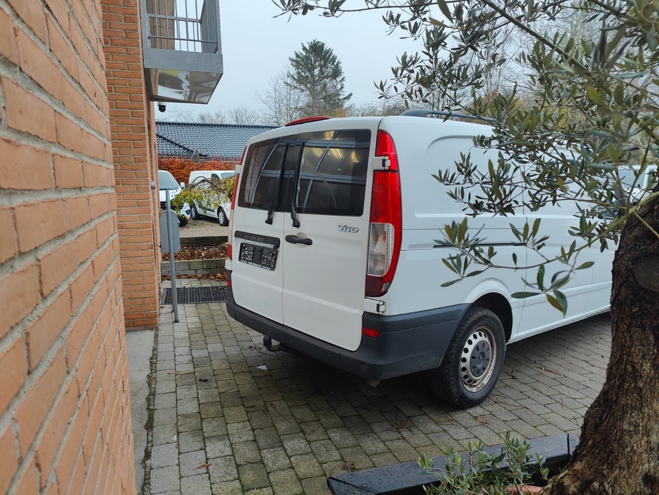 Mercedes Vito 113 2,2 CDi Standard L 5d