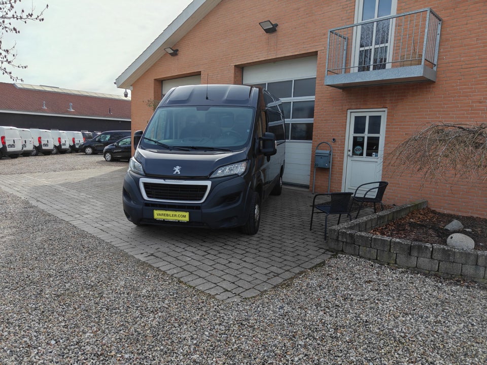 Peugeot Boxer 330 2,0 BlueHDi 130 L2H2