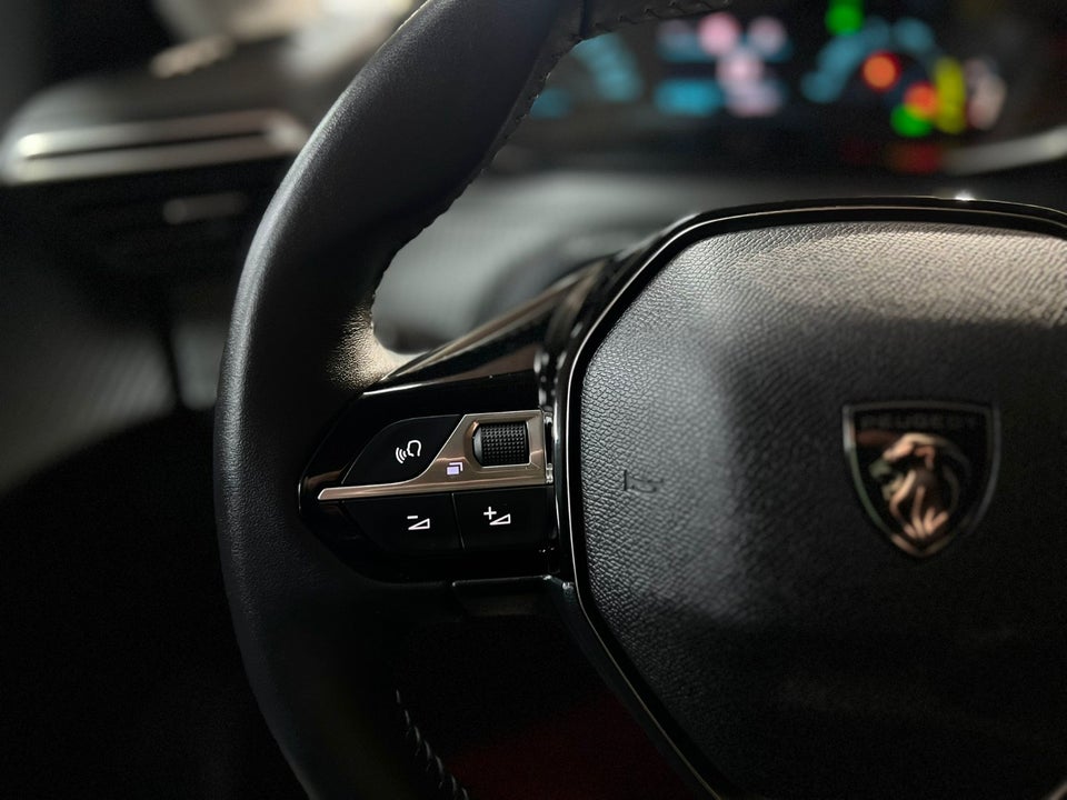 Peugeot e-208 50 Active Pack 5d