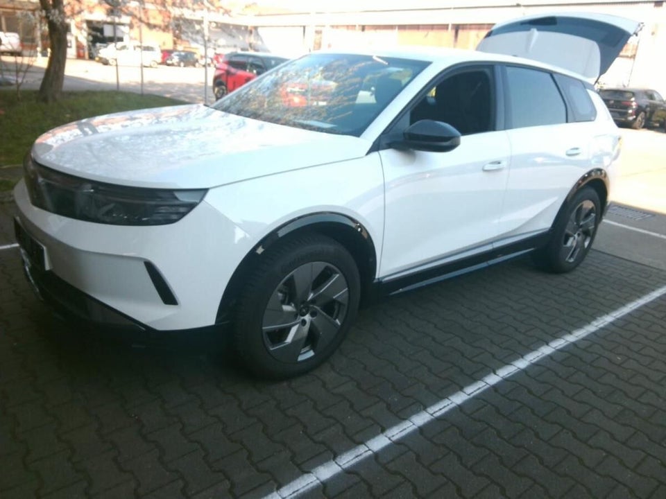 Opel Grandland-e 82 Edition 5d