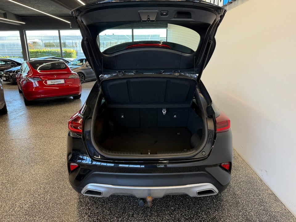 Kia XCeed 1,6 PHEV Upgrade DCT 5d