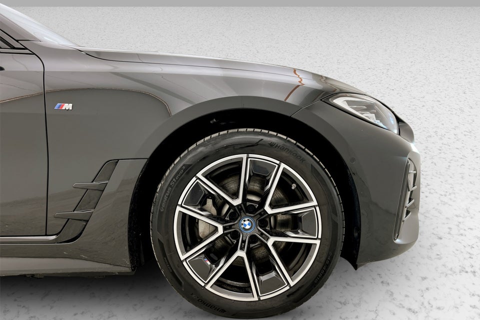 BMW i4 eDrive35 Charged 5d