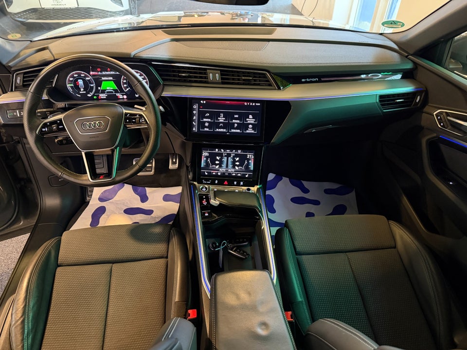 Audi Q8 e-tron 50 Advanced quattro 5d