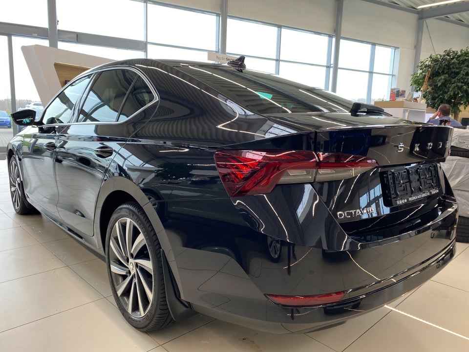 Skoda Octavia 2,0 TDi 150 Style First Edition DSG 5d