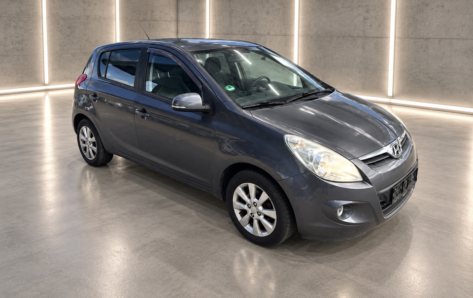 Hyundai i20 1,25 Comfort 5d
