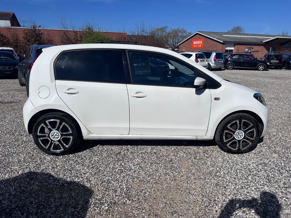 VW Up! 1,0 75 Club Up! BMT 5d