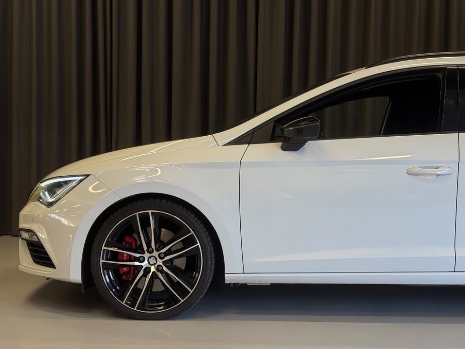 Seat Leon 2,0 TSi 300 Cupra ST DSG 5d