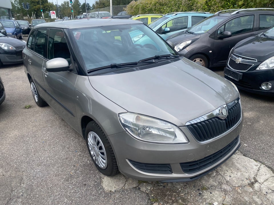 Skoda Fabia 1,2 12V Ambiente Combi 5d