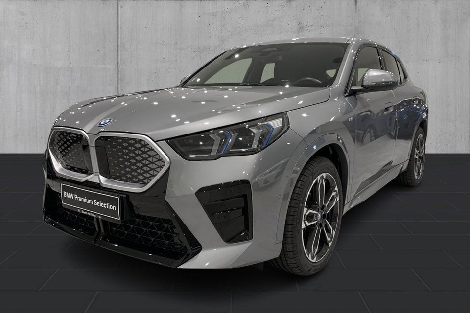 BMW iX2 eDrive20 M-Sport 5d