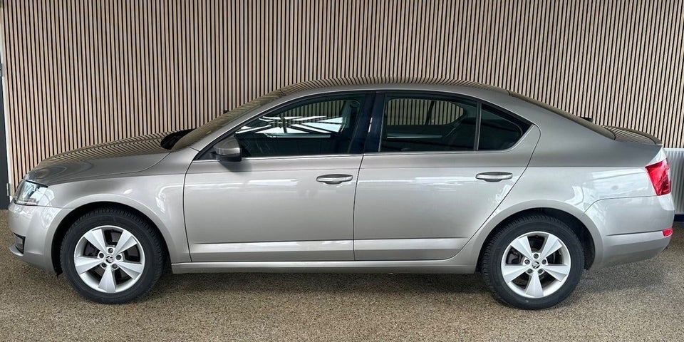 Skoda Octavia 1,8 TSi 180 Elegance DSG 5d