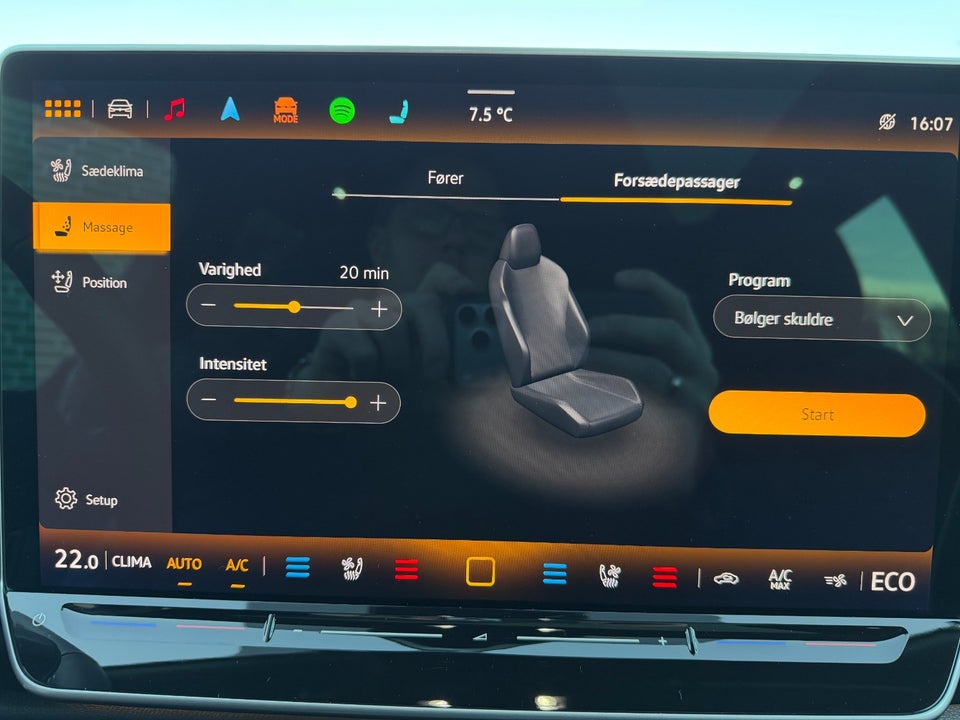 VW ID.7 77 Style+ Tourer 5d