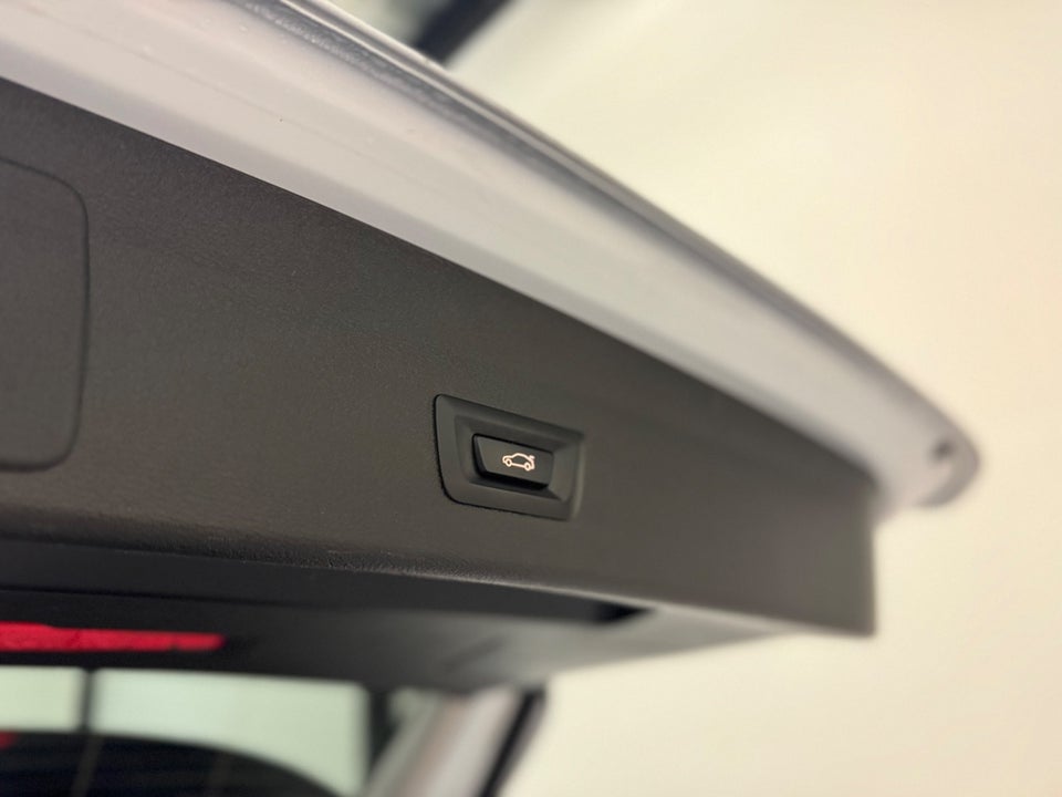 BMW X1 2,0 sDrive18d X-Line aut. 5d