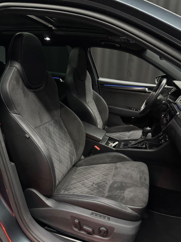 Skoda Superb 1,4 TSi iV Sportline Combi DSG 5d